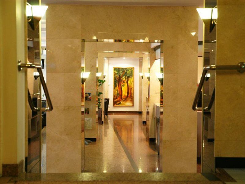 Hotel Reytan Varsovie Extérieur photo